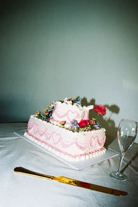 Aesthetic Vintage Cakes for Every Celebration