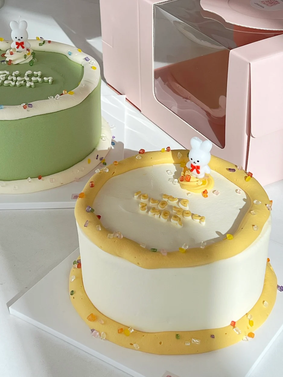 Jolly Designed Cakes